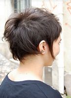fryzury krótkie - uczesanie damskie z włosów krótkich zdjęcie numer 91